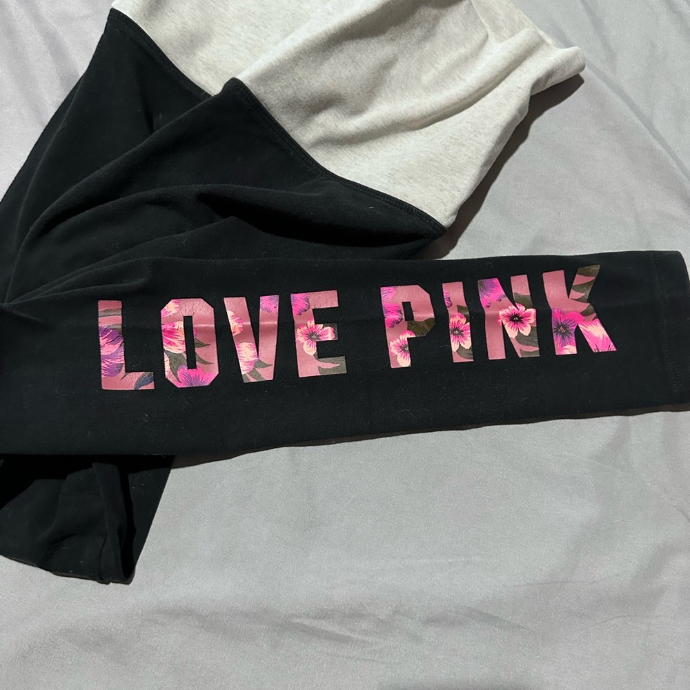 PINK Victoria's Secret Black and Cream Yoga Pants